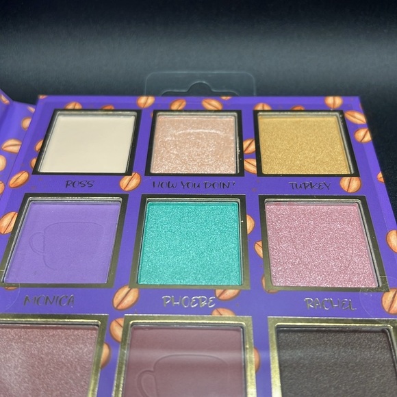 Friends Central Perk 12 Color Eyeshadow Mirror Palette - Picture 3 of 6